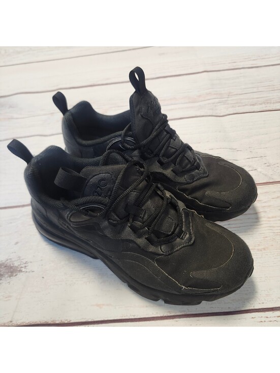 Nike Other - Nike Air Max 270 Black Athletic Sneakers Size 5.5Y